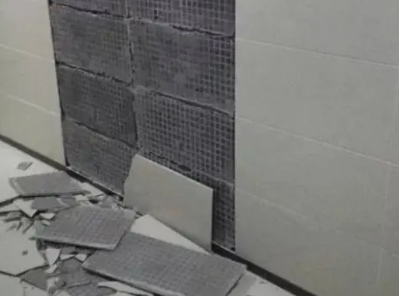 浦北瓷砖空鼓维修公司分享下浦北墙砖松动维修的知识
